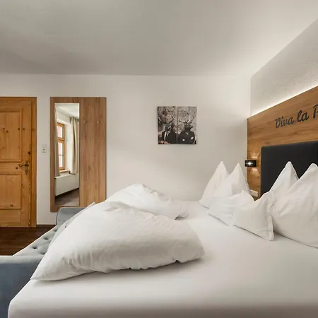 Murr Guest house